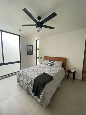 Townhouse en venta en Cholul, 2 recámaras, Rooftop