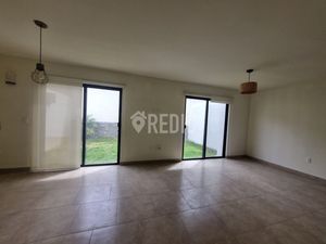 CASA EN VENTA EN CONDOMINIO EN ZIBATA