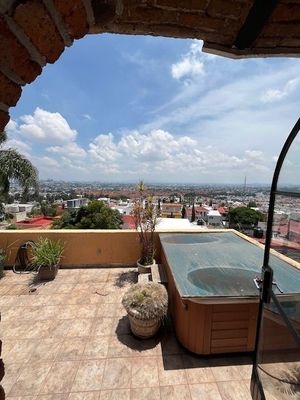 Casa en venta en Col Cerro del Tesoro Tlaquepaque