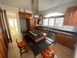 Casa en venta en Jardin Real Zapopan en coto