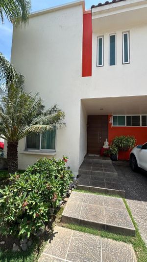 Casa en venta en coto Solares Residencial