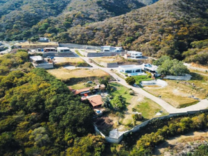 Casa en venta en Chapala en "El Ahuilote" cerca Ajijic