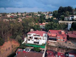 Casa en venta en Bosques de las Lomas con jardín