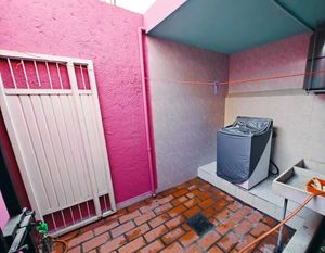 Casa amueblada en renta Zona Centro de Monterrey