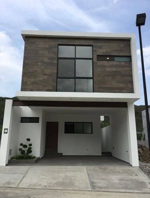 Casa en venta El barro rincon de san Gerardo Monterrey NL carretera Nacional