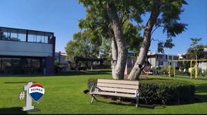 TERRENO EN PASEO SOLARES