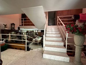 CASA EN VENTA EN LAS AGUILAS, ZAPOPAN