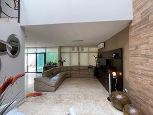 CASA EN VENTA EN ENCINOS DEL VERGEL - ZONA SUR MONTERREY