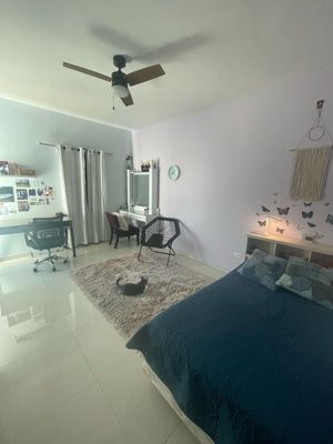 CASA EN VENTA EN LOMAS DEL VERGEL - ZONA SUR MTY