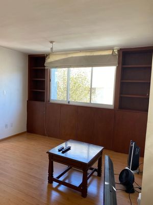 Venta casa en la Herradura con estudio