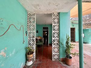 HERMOSA CASA PARA PROJECTO DE RESTAURACION EN VENTA EN EXCELENTE UBICACION