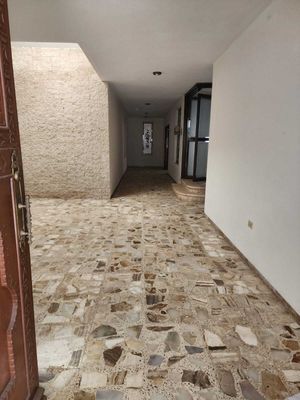 EXCELENTE CASA EN RENTA EN COLONIA BUENAVISTA