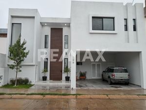 Casa en Venta en Fraccionamiento Residencial Caletto