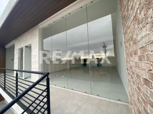 Local Comercial en Renta planta alta céntrico