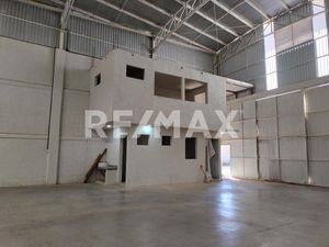 Venta de Bodega cerca de Ciudad  Industrial