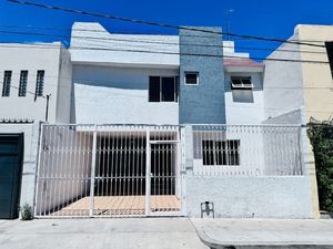 Casa en Venta Col. Alcalde Barranquitas