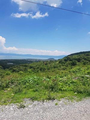 Terreno con Vista a Laguna de Chapala