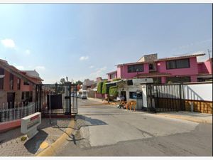 Casa en Venta en Jardines del Alba Cuautitlán Izcalli