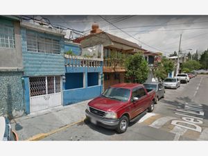 Casa en Venta en Los Reyes Ixtacala 2da. Sección Tlalnepantla de Baz