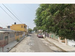 Casa en Venta en Lomas de Rio Medio Veracruz