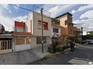 Casa en Venta en Constitucion de 1917 Iztapalapa