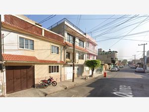 Casa en Venta en Las Aguilas Nezahualcóyotl