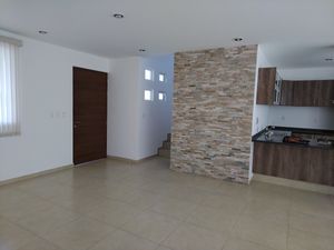 CASA EN VENTA EN SAN ISIDRO JURIQUILLA