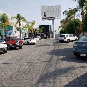 Locales en renta en Jurica, Querétaro