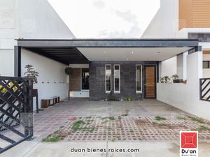 Casa en Venta de 1 piso, con 2 recámaras en el Mayorazgo Residencial, al Sur