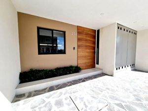 Hermosa Casa en Venta Valle Imperial, Zapopan