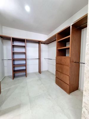 Hermosa Casa en Venta Valle Imperial, Zapopan