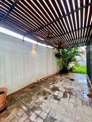 Excelente Casa en Venta en Puertas del Tule, Coto Granado, Zapopan