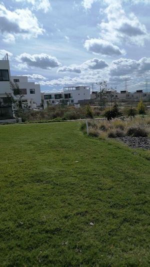 TERRENO EN VENTA EN CONDOMINIO LA ISLA 3 EN MESETA