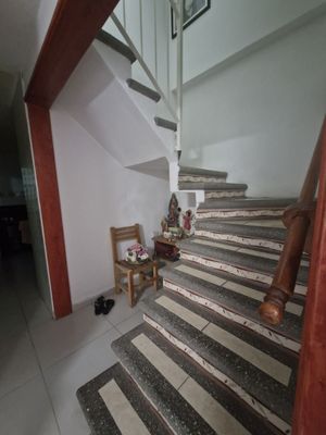 CASA CON USO DE SUELO COMERCIAL EN VENTA EN AVENIDA CHABACANO CORREGIDORA, QRO.