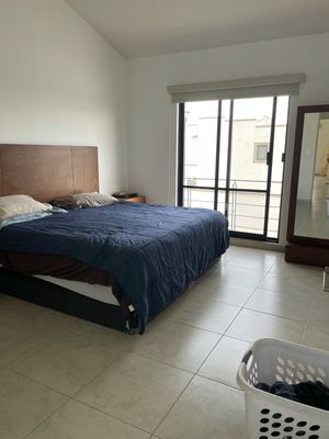 CASA AMUEBLADA EN RENTA UBICADA EN ESQUINA EN CONDOMINIO  RESIDENCIAL PROVENZA