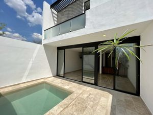 CASA VENTA MÉRIDA, CERCA CITY CENTER, SANTA GERTRUDIS COPO, ENTREGA INMEDIATA.