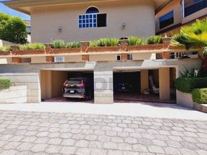 VENTA EN VALLE ESCONDIDO