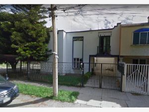 Casa en Venta en Paseos del Sol Zapopan