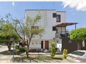 Casa en Venta en Paseos del Sol Zapopan