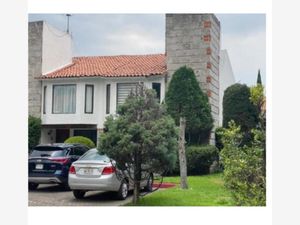 Casa en Venta en Fuentes de Tepepan Tlalpan