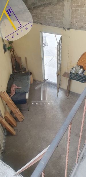 VENTA CASA EN EDOMEX  CON LOCALES  DE DISTINTOS TAMAÑOS