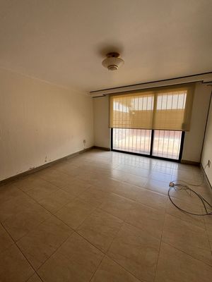 Casa en VENTA en Fracc. Bugambilias 1era. Sección, Zapopan