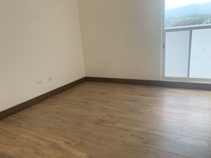 CASA EN VENTA EN LADERAS CARANDAY