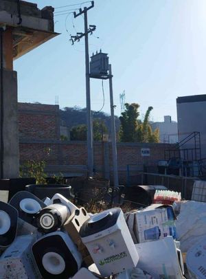 VENTA/TRASPASO RECICLADORA 1 HECTAREA BARDEADA A 200 MTS  PASEO REPUBLICA FRENTE