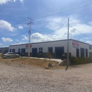 RENTA  BODEGA  EN HUIMILPAN CARRETERA 400 QRO