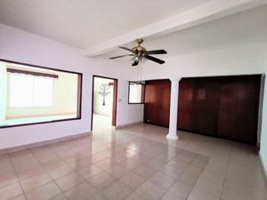 SE VENDE CASA RESIDENCIAL EN LAS DELICIAS