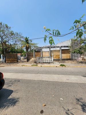 Se vende Terreno Frente a la  Playa Puerto Arista