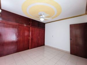 SE VENDE CASA RESIDENCIAL EN LAS DELICIAS