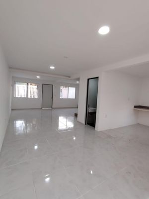 Casa Nueva en Venta Col. Terán