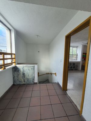 Casa con uso de suelo comercial